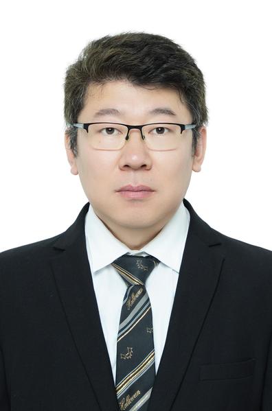 纪赜 头像